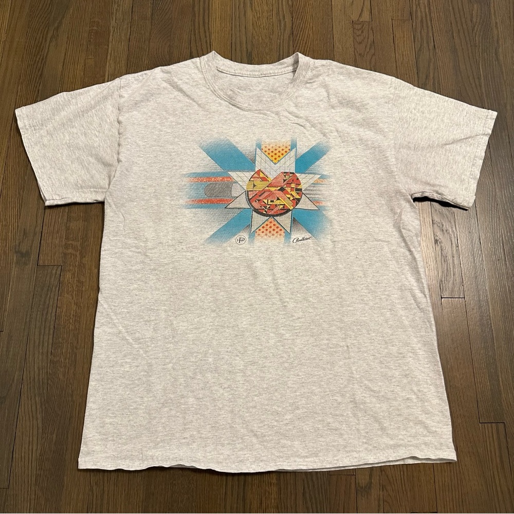 Pendleton graphic logo gray blue red yellow t shirt